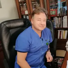 Urolog dr Wrona: Gdzie przyjmuje? Adresy, NFZ, prywatnie